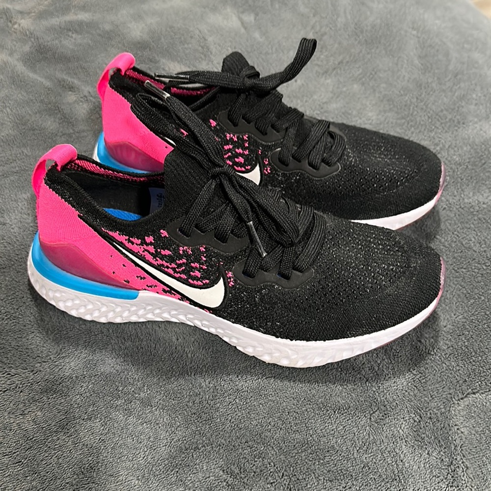 Girls Nike Shoes